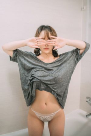 蔷薇风暴在线观看免费版中文_720全集在线观看