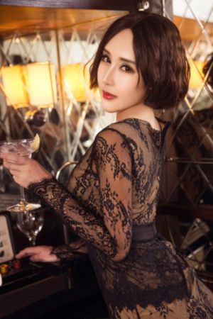 奇怪的美发_HD手机免费观看完整