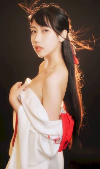 恶魔的艺术2:邪降_短视频完整无删减版