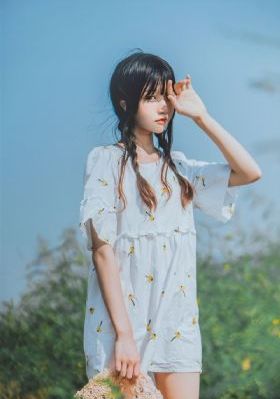 制服下裸航空2中文_4K免费观看最新